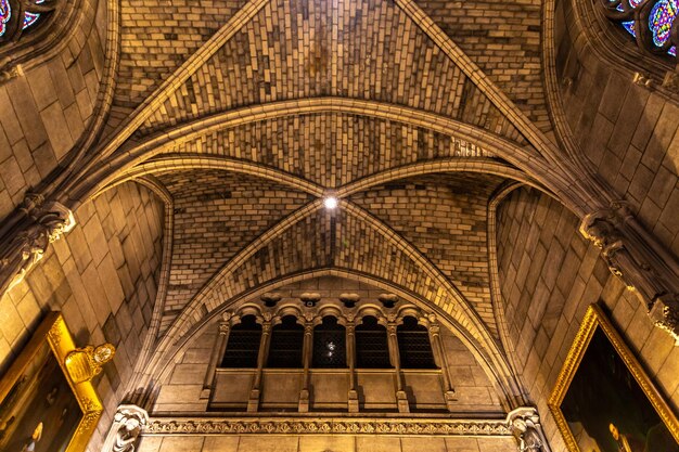 Wnętrze Notre-dame De Paris