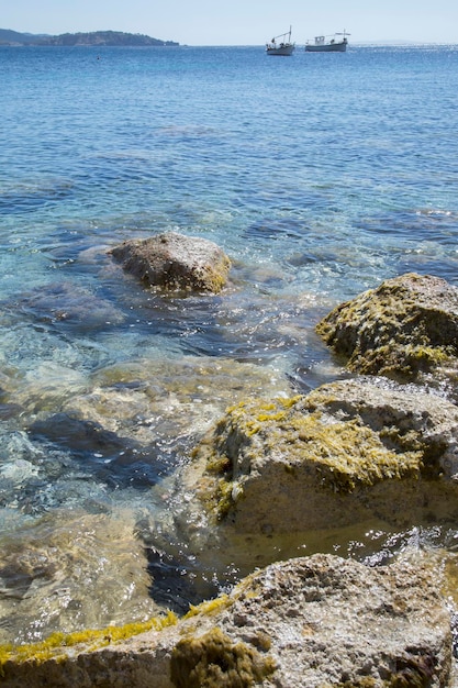 Woda na plaży Ullastre, Es Cubells, Ibiza, Hiszpania