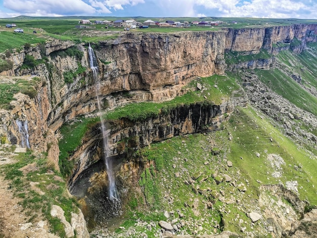 Wodospad Tobot Wodospady Chunzach pomnik przyrody Dagestanu Rosja 2021