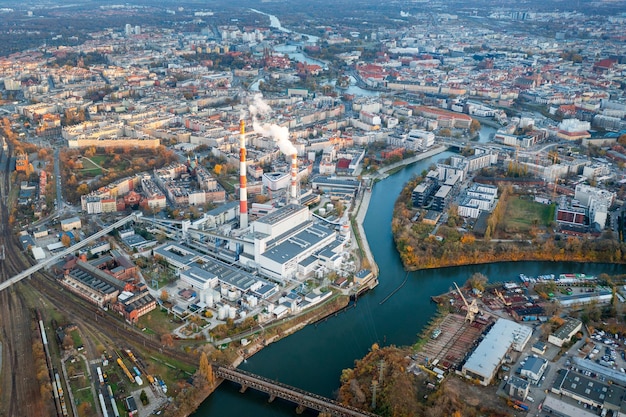 Wrocław z lotu ptaka w ciągu dnia Polska