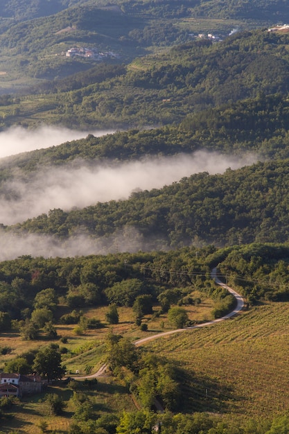 Wschód Słońca W Motovun Wsi