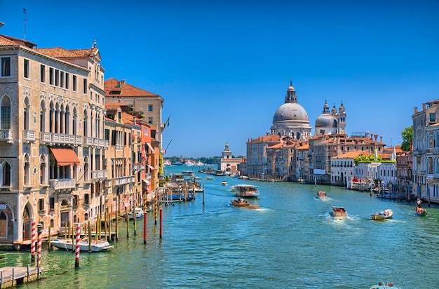 Wspaniały Widok Na Canal Grande I Bazylikę Santa Maria Della