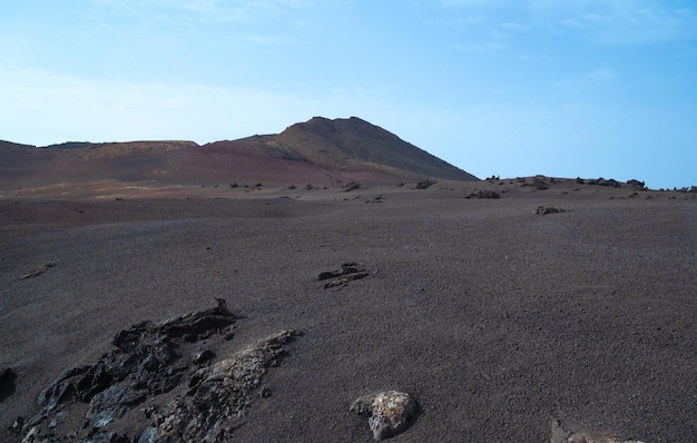 Wulkaniczny krajobraz Parku Narodowego Timanfaya na wyspie Lanzarote