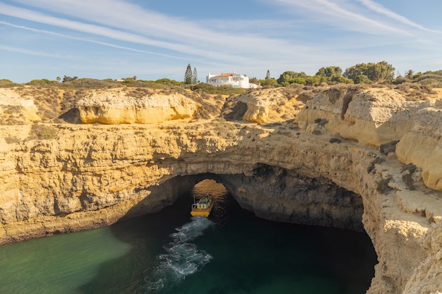 Wybrzeże Obszaru Algarve W Portugalii.