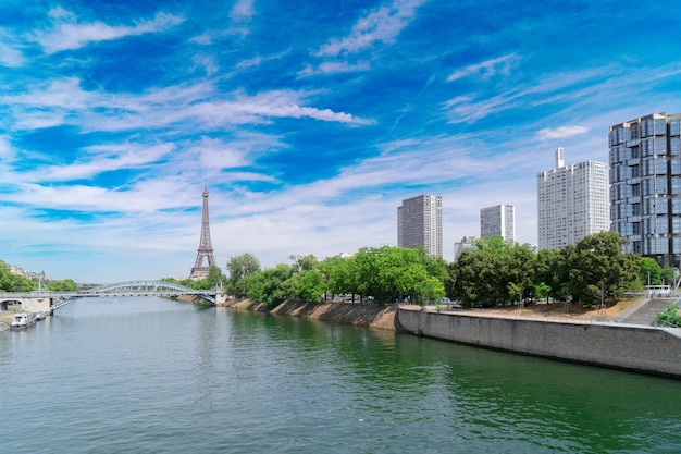 Wycieczka Eiffel i z Trocadero Paris?