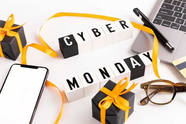 Wyprzedaż zakupów w cyber poniedziałek