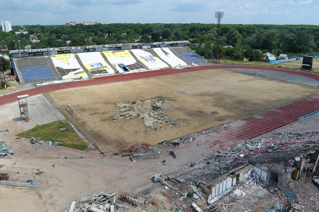 Wysadzony Stadion Piłkarski W Wyniku Ataku Rakietowego W Czernihowie