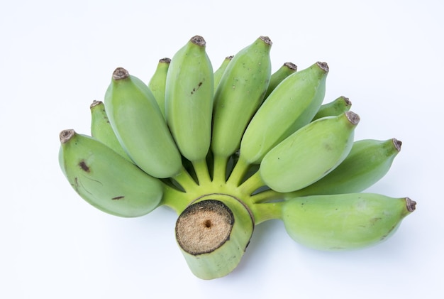 Wysoki kąt widoku bananów na białym tle