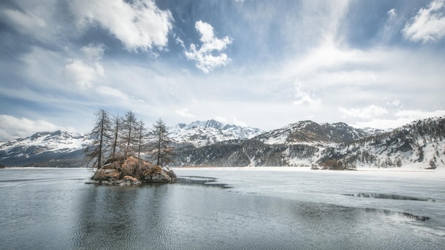 Wysokogórska Panorama Z Alpejskim Jeziorem