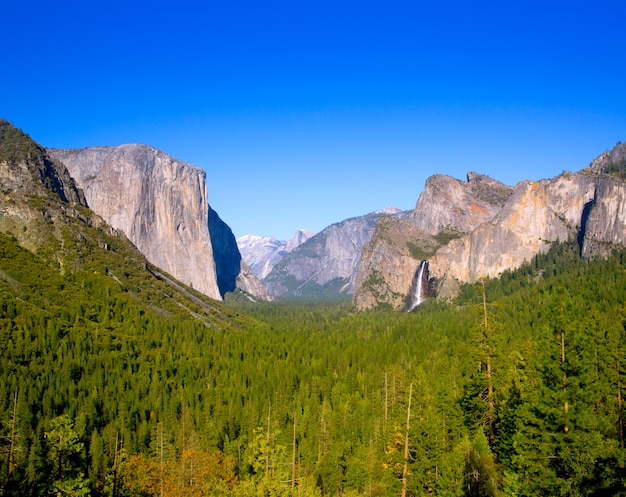 Yosemite el Capitan i Half Dome w Kalifornii