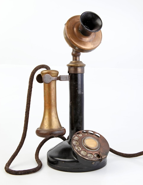 Zabytkowy telefon