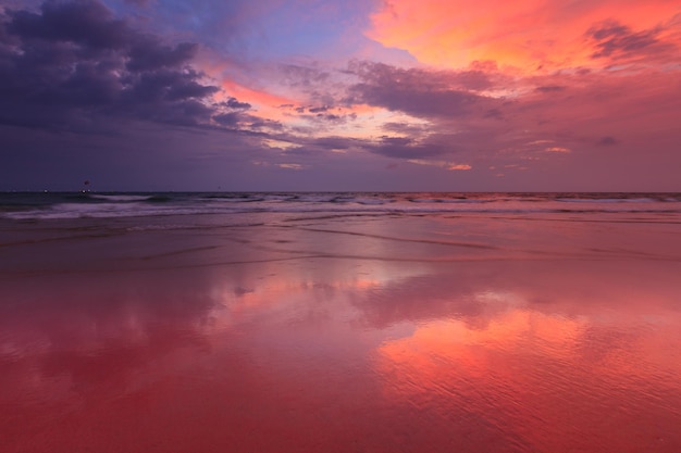 Zachód Słońca Na Plaży Baga Goa