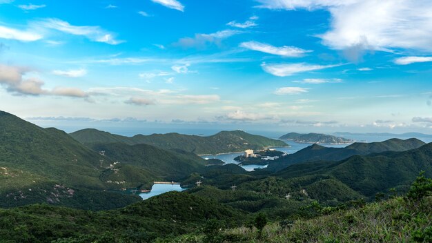 Zachód słońca nad Victoria Harbour, Victoria Peak, Hong Kong.