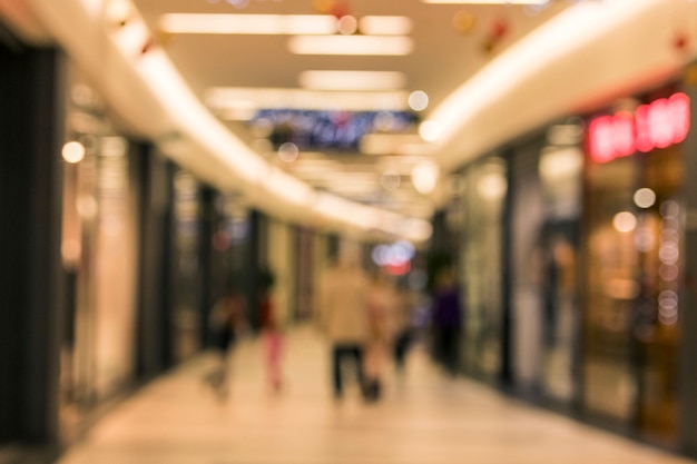 Zdjęcie zamazany abstrakcjonistyczny tło korytarz w zakupy centrum handlowym