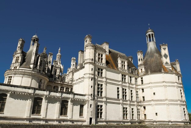 Zamek Chambord w Dolinie Loary we Francji Rok budowy 15191547