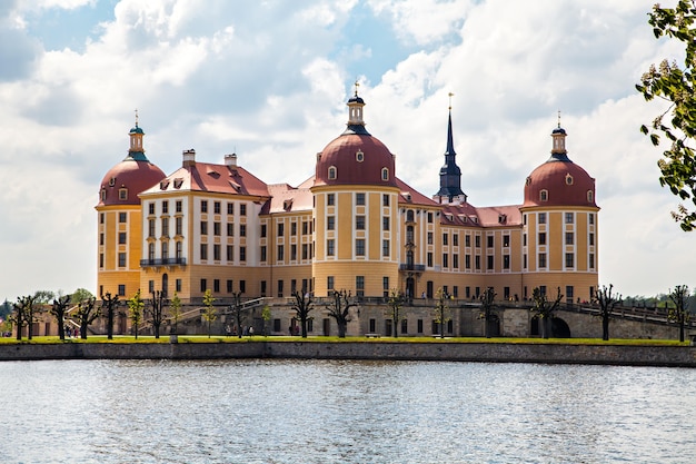 Zamek Moritzburg Koło Drezna, Niemcy, Barokowy Pałac, W Niemieckiej Saksonii
