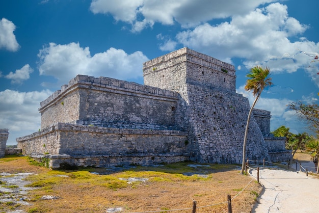 Zamek Ruiny Majów w Tulum Riviera Maya Jukatan Morze Karaibskie Meksyk