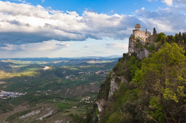 Zamek w San Marino La Cesta lub Fratta