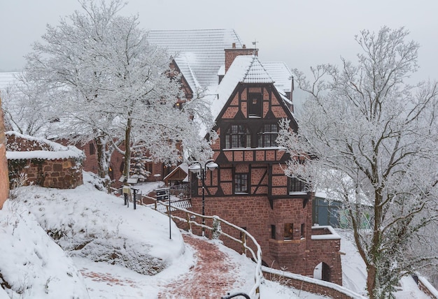 Zamek Wartburg w Lesie Turyńskim w pobliżu Eisenach