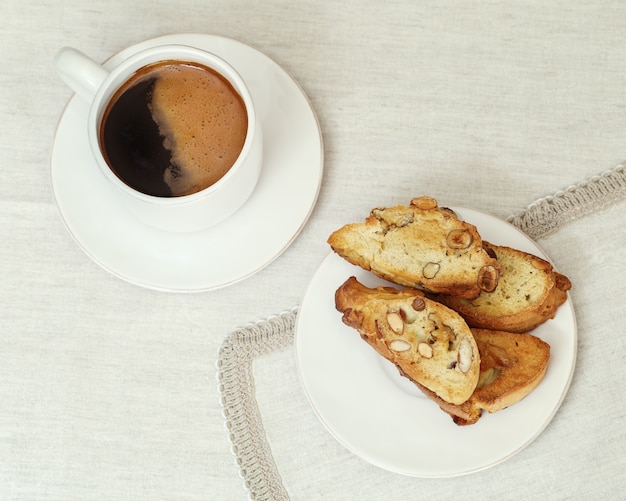 Zamknij Się Na Filiżankę Kawy I Ciasteczka Biscotti