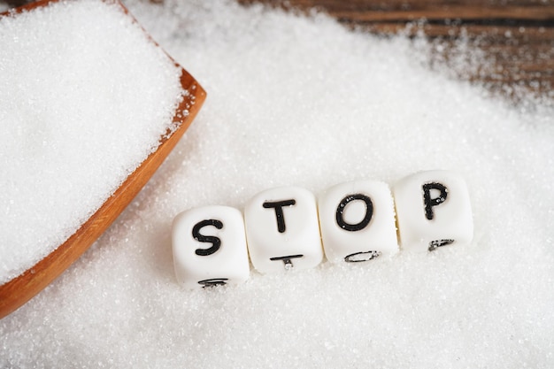 ZATRZYMAJ słodki granulowany cukier z dietą zapobiegającą cukrzycy i odchudzaniem dla dobrego zdrowia