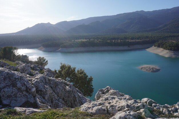 zbiornik wodny krajobraz w Pozo Alcon w jaen hiszpania