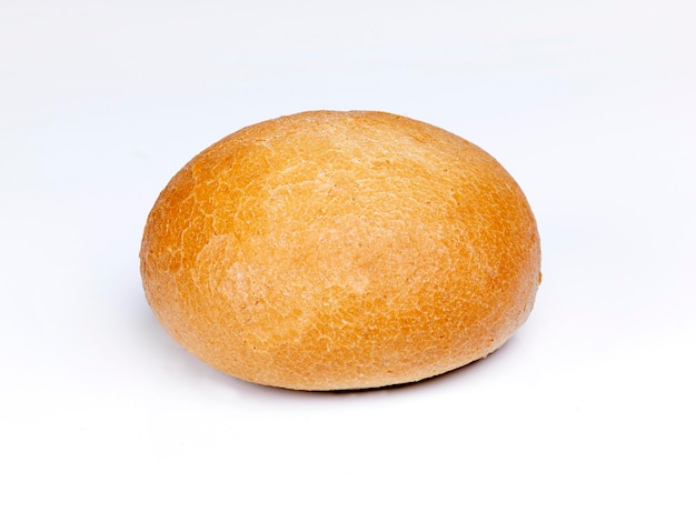 Zdjęcie zbliżenie chleba na białym tle