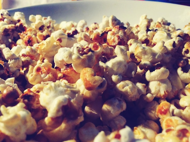Zdjęcie zbliżenie popcornu