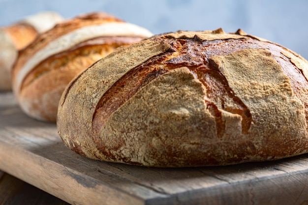 Zbliżenie rzemieślniczy chleb na zakwasie