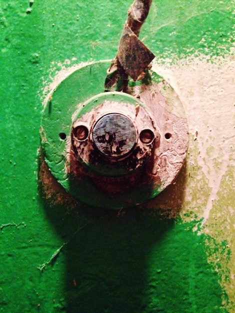 Zdjęcie zbliżenie starego adaptera wentylatora sufitowego