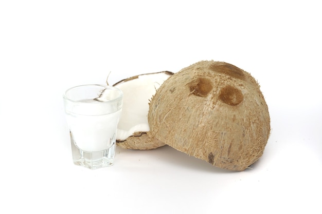 Zdjęcia Kokosów Używanych Do Produkcji Oleju Kokosowego, Mleka Kokosowego Itp.