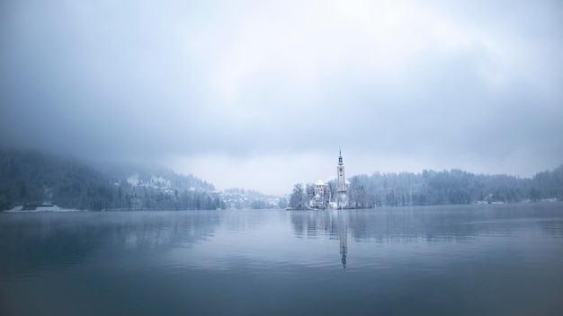 Zdjęcia z Bled, Słowenia, jesienią i zimą