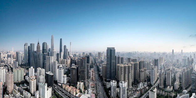 Zdjęcie Lotnicze Panoram Budynków Miejskich Po Obu Stronach Rzeki Perłowej W Guangzhou W Chinach