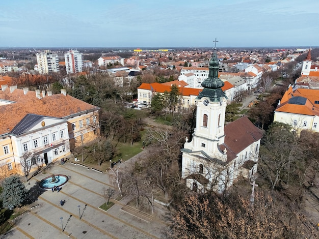 Zdjęcie zdjęcie lotnicze z drona miasta kikinda serbia europa