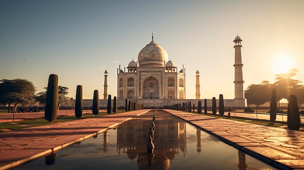 Zdjęcie Taj Mahalu z cieńami rzucanymi przez światło słoneczne na jego fasadzie