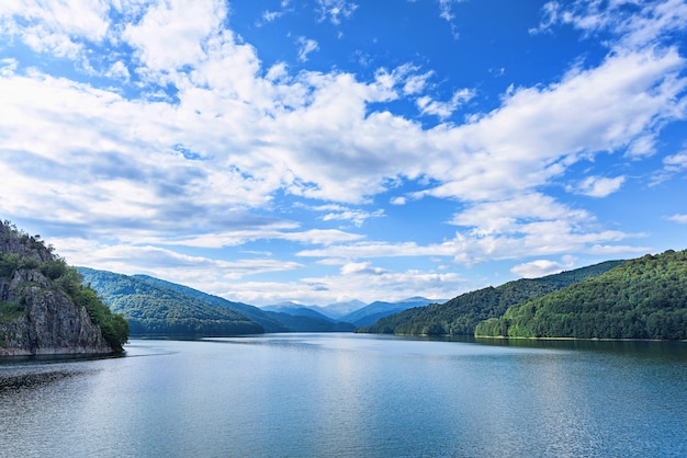 Zdjęcie Vidraru Jezioro W Górach Fagaras