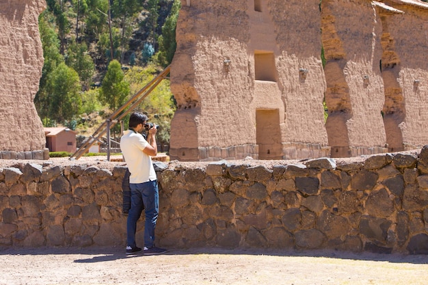 Zdjęcie W Tle Centrum Archeologicznego Racchi W Mieście Cusco