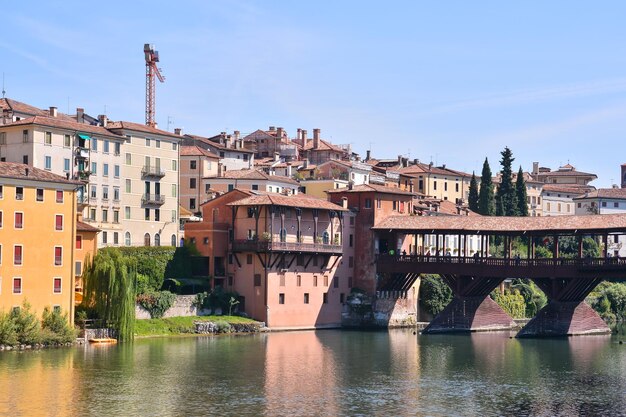 Zdjęcie Zdjęcie przedstawiające średniowieczne miasto Bassano del Grappa