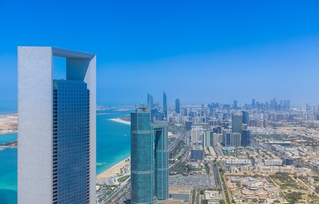 ZEA Zjednoczone Emiraty Arabskie Panorama centrum Abu Dhabi i panoramę centrum finansowego