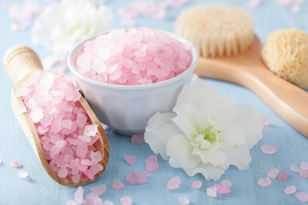 Zestaw Do Aromaterapii Spa Z Kwiatami Azalii I Solą Ziołową