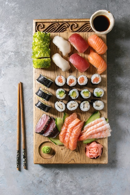 Zestaw sushi sashimi