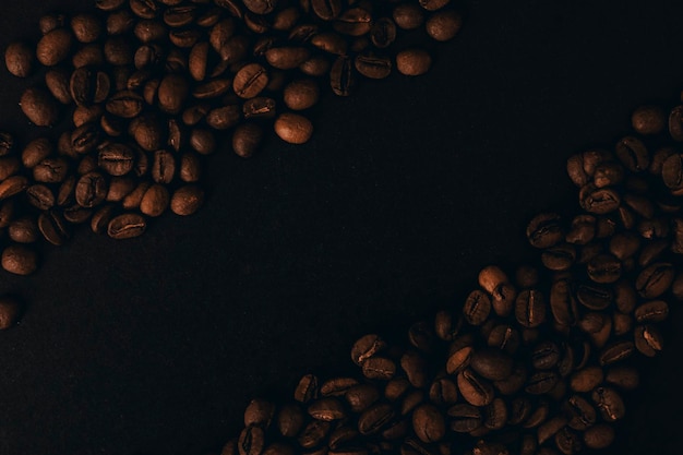 Ziarna kawy do logo i mediów społecznościowych. Międzynarodowy dzień kawy.