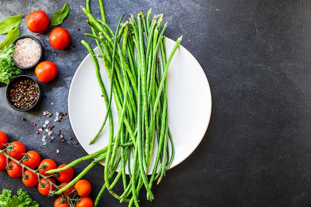 zielona fasola surowe rośliny strączkowe organiczne jedzenie