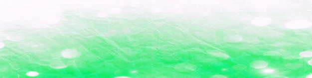 Zielony gradient białego tła panoramy