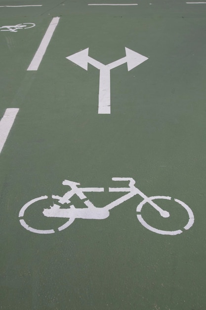 Zielony znak symbolu ścieżki rowerowej
