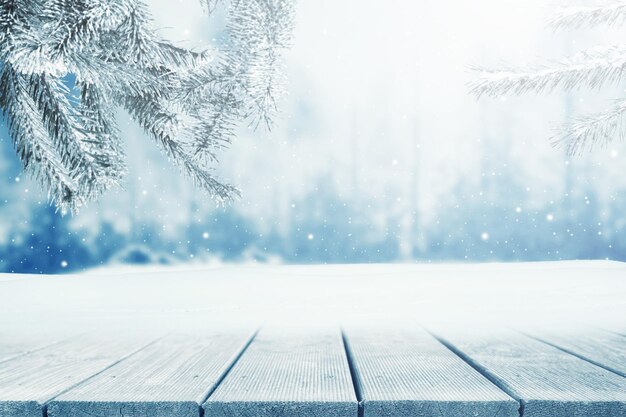 Zimowe Boże Narodzenie Sceniczne Tło Z Drewnianym Stołem I Miejsca Kopiowania.