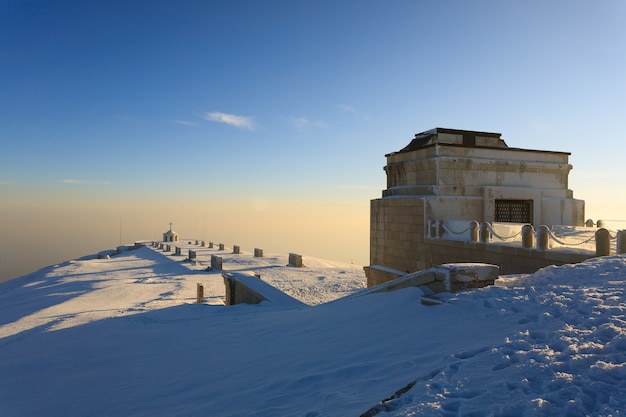 Zimowy Widok Z Pomnika Pierwszej Wojny światowej Monte Grappa, Włochy