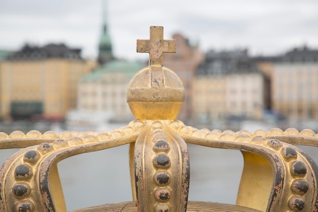 Złota Korona na moście Skeppsholm Skeppsholmsbron 1861 w Sztokholmie, Szwecja