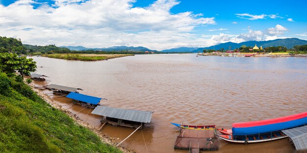 Złoty Trójkąt nad rzeką Mekong, prowincja Chiang Rai, Tajlandia