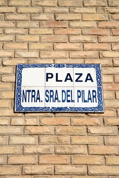 Znak placu Pilar w Saragossie, Hiszpania